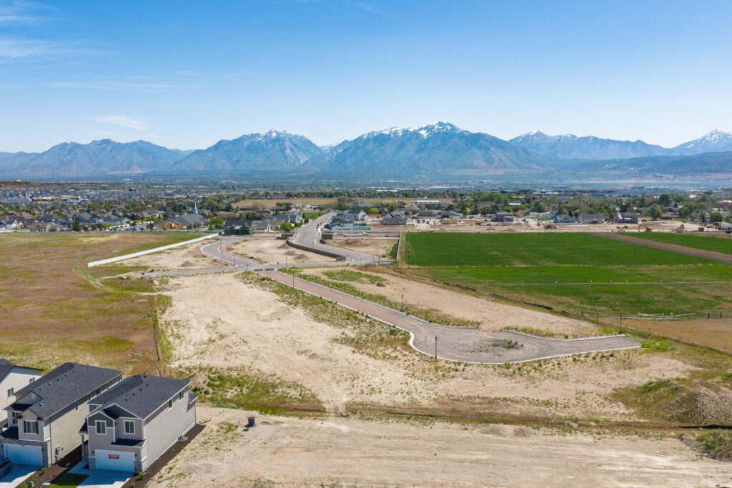 009_009_005_thecoveatsilversky_constructionupdate-5_890_928_947